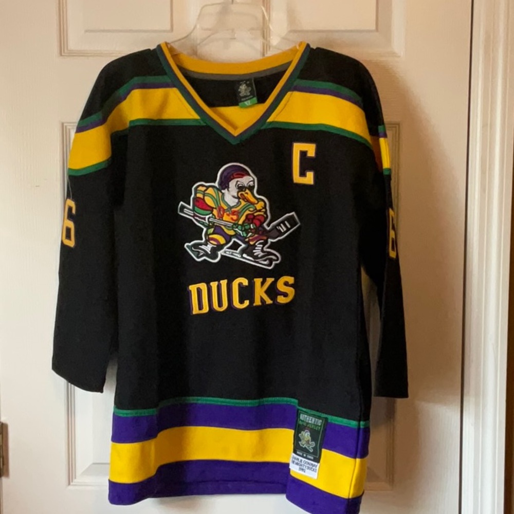 Mighty Ducks Movie Ice Hockey Charlie Conway V-Neck Pullover Jersey Size XL